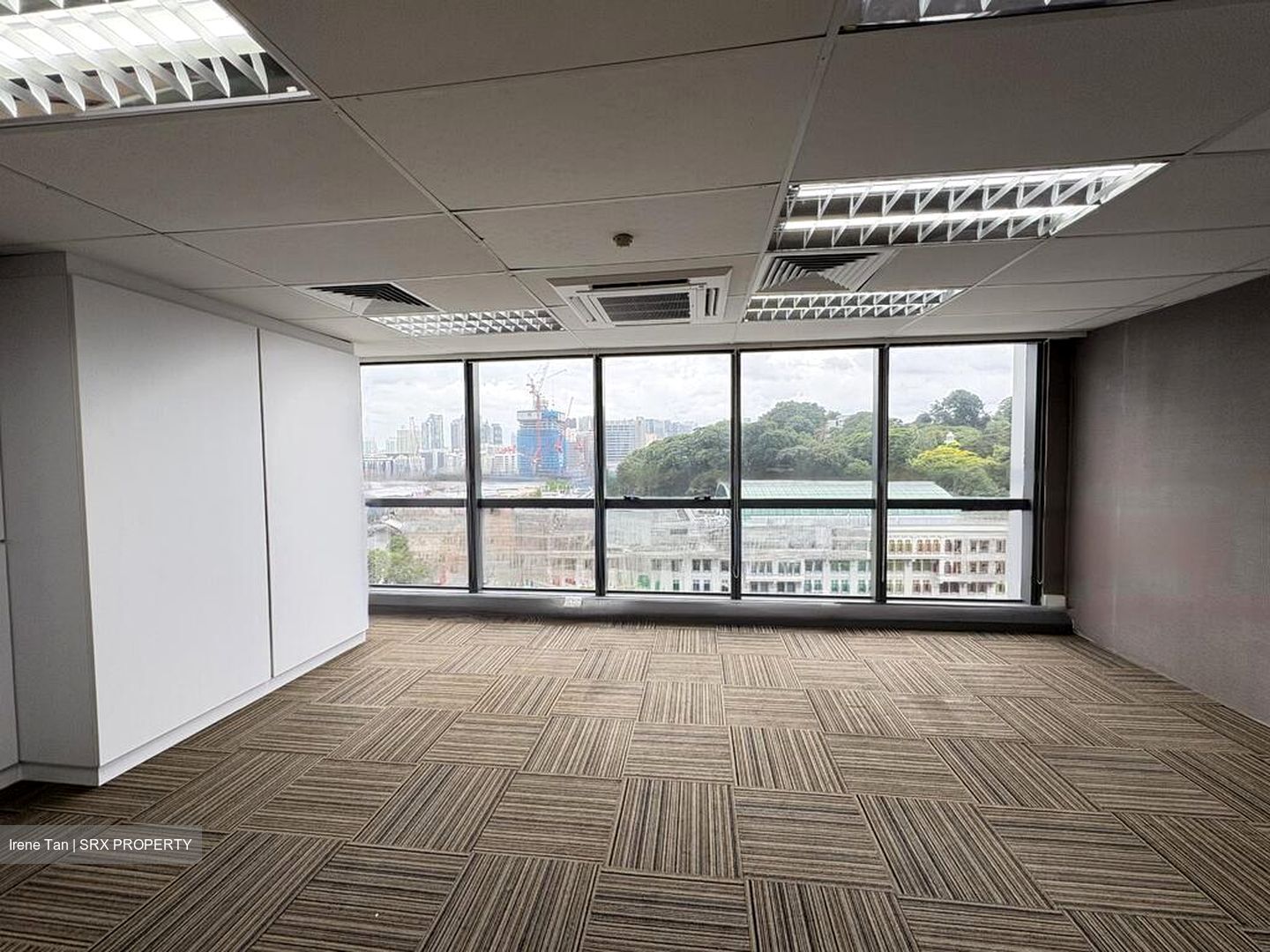 High Street Centre (D6), Office #456605031